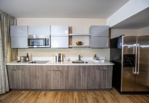 Metropole Suites South Beach image 6